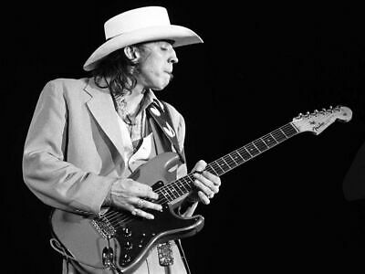Stevie Ray Vaughan 8x10 Glossy Photo Picture